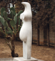 Scultura 1978, marmo bianco Carrara, 193 × 41 × 40 cm, 
base 21 × 59 × 63 cm