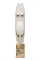 Scultura 1977, marmo bianco di Carrara, 62 × 14 × 8 cm, 
base pietra di Santa Cesarea, 20 × 13 × 9 cm